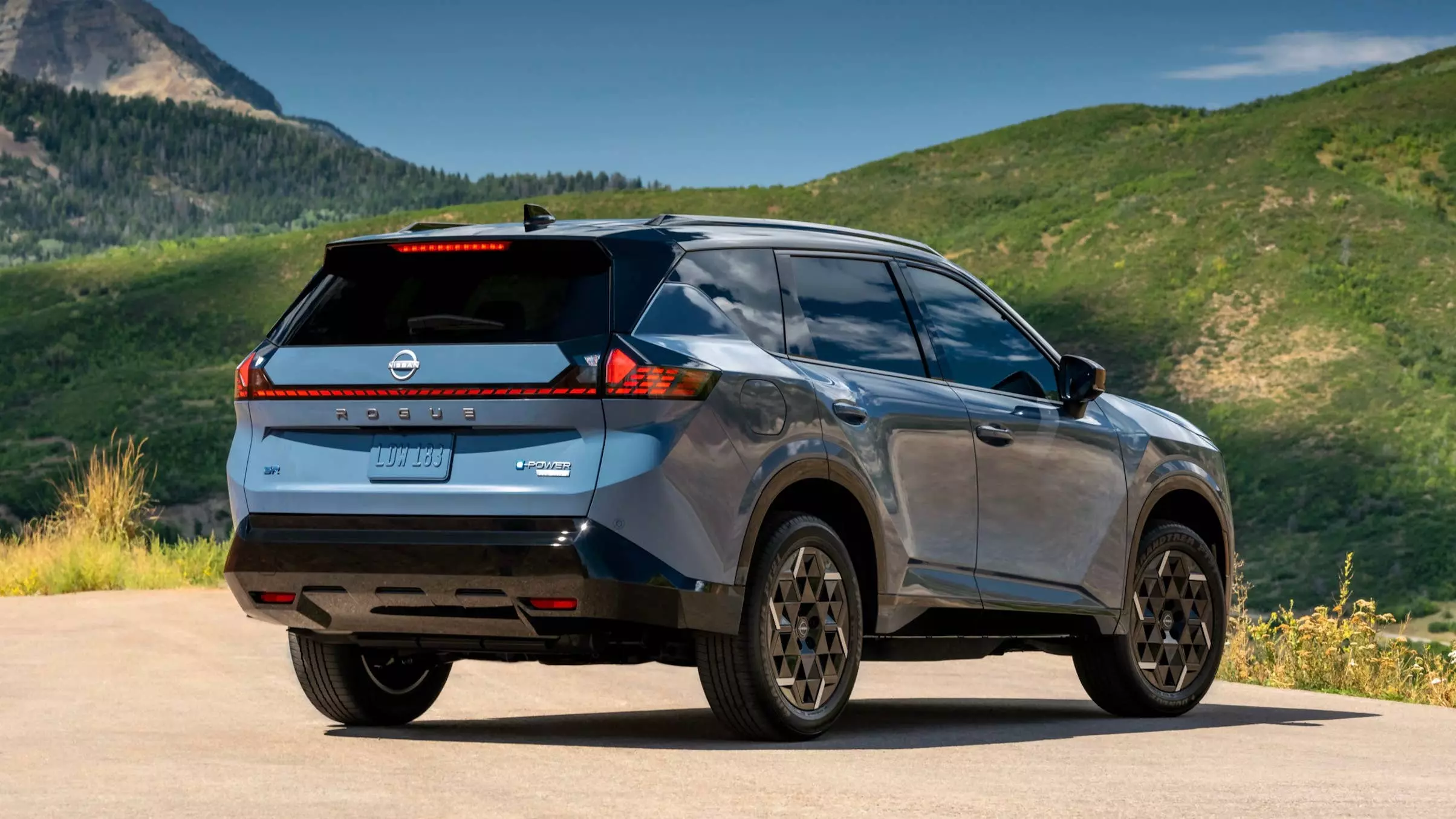 Nissan's 2027 Rogue Hybrid Prioritizes Passenger Comfort with Innovative Smooth Stop Feature